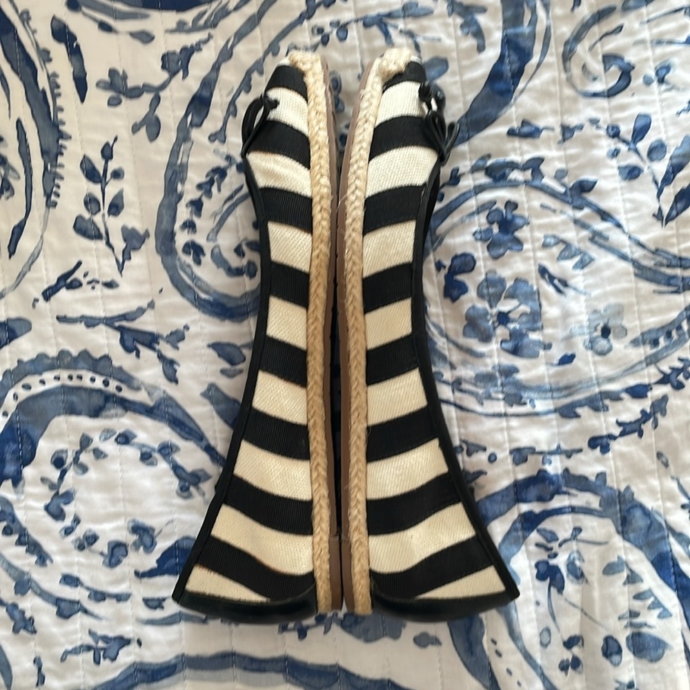 Kate Spade Flats - Picture 1 of 8